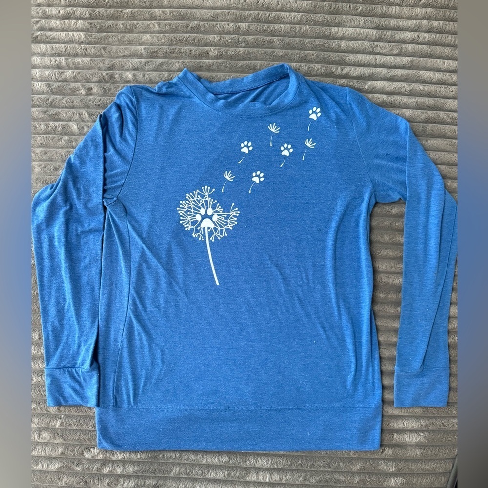 Free with purchase 
Cute paw print shirt